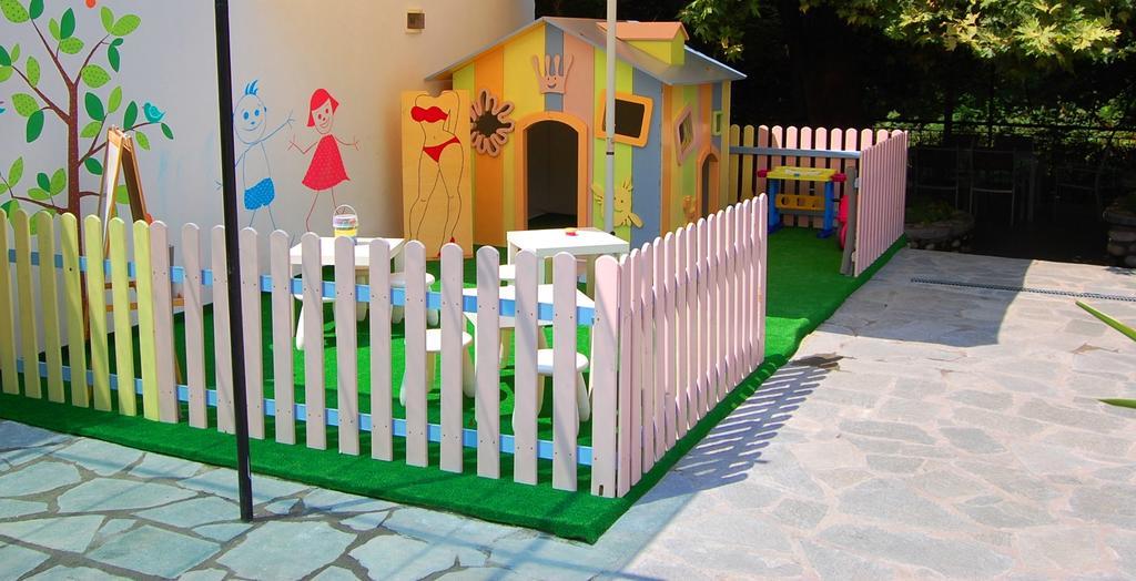 Family Prim Hotel Sandanski Exterior photo